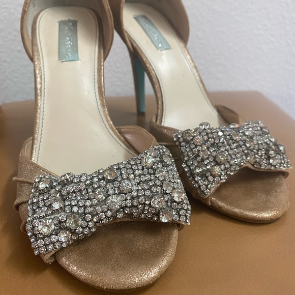 Betsey Johnson Gown Leather Rhinestone Peep-toe Heels in size 10-Lightly worn - Picture 5 of 9
